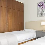 Achada I By An Island מלון דירות 4*