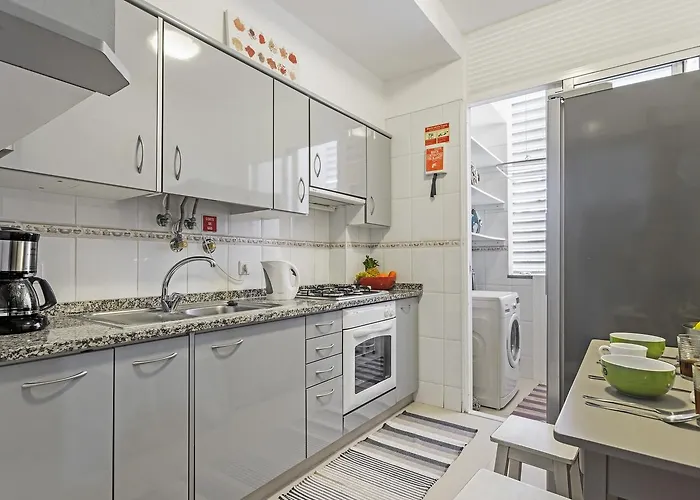 Achada I By An Island