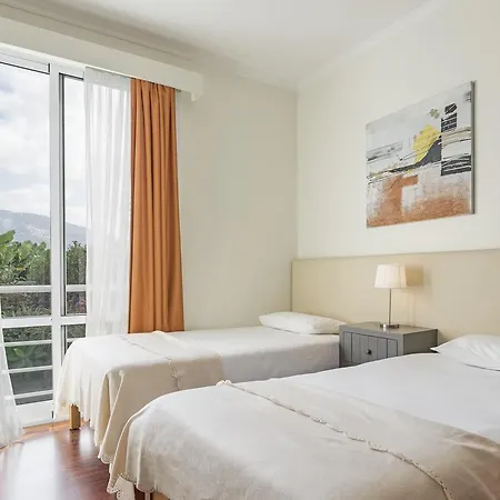 Achada I By An Island 푼샬